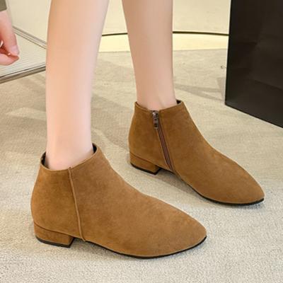 Мода 2024 года, новые модные осенне-зимние ботинки из искусственной кожи с острым ремешком и низким каблуком, на молнии, повседневные, большие женские короткие ботинки, размер 35-43