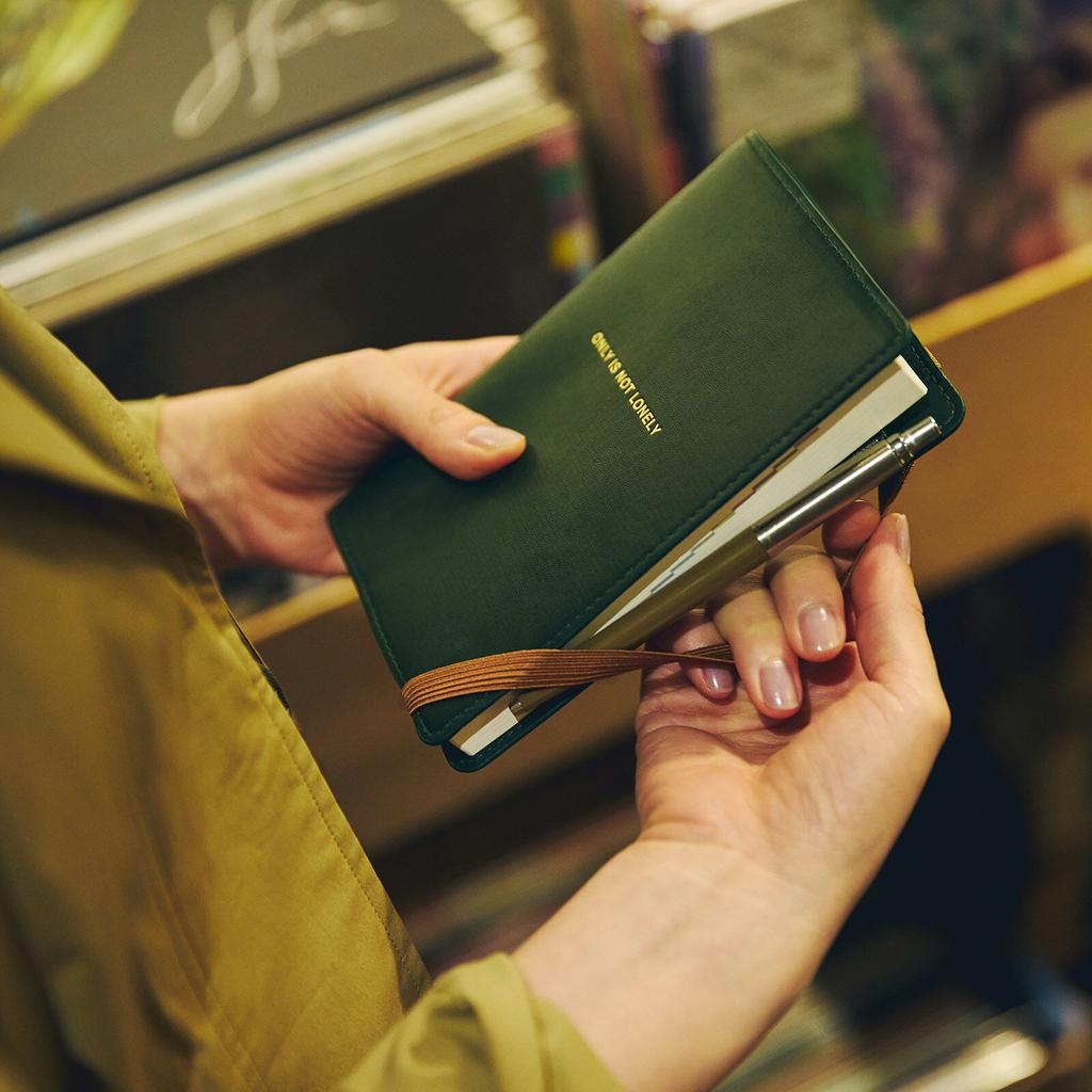 Обложка Hobonichi Techo Original Размер A6 ТОЛЬКО НЕ ОДИНОКА (Айви Грин)