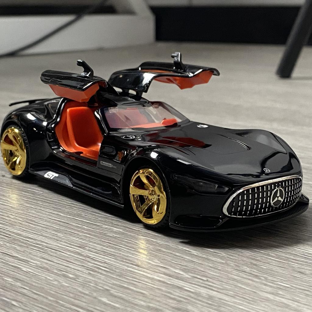 1:32 Benz AMG VISION GT Super Concept Sport Car Alloy Diecast Model Car High Simulation Children's Toy Car With Sound And Light