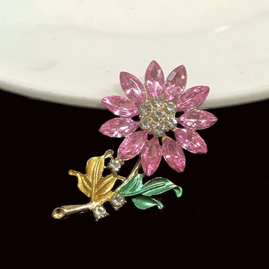 Автомобильный освежитель воздуха в виде цветка, клипса, универсальный, простая установка, блестящий, искусственный