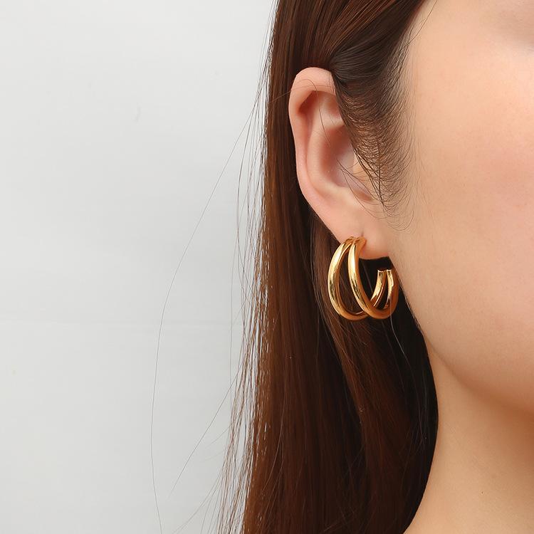 European and American Temperament Earrings Light Luxury Cold Wind Titanium Steel Ear Buckle Geometric Fashion Trend Stainless Steel Women's Earrings