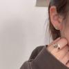 Кольцо-серьга с оливково-зеленым цирконием в оправе Niche Design с изысканным дизайном