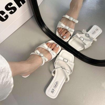 Носите красивые шлепанцы с квадратным носком и открытым носком, летние новинки 2025 года, с фееричным бантом и надписью, женские шлепанцы на плоской подошве