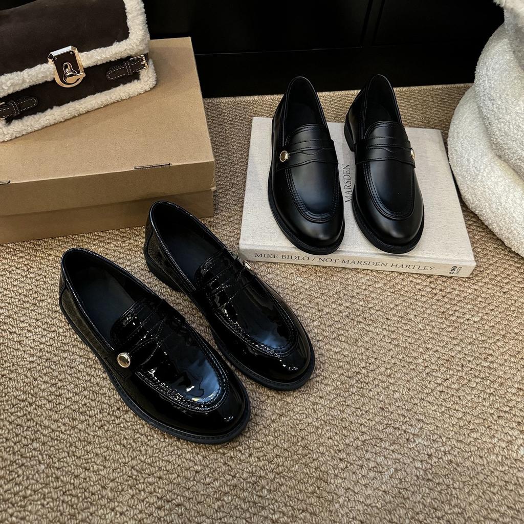 Small Leather Shoes Women's 2025 Spring New Round Head Retro Commuting One-pedal Thick-heeled Loafers