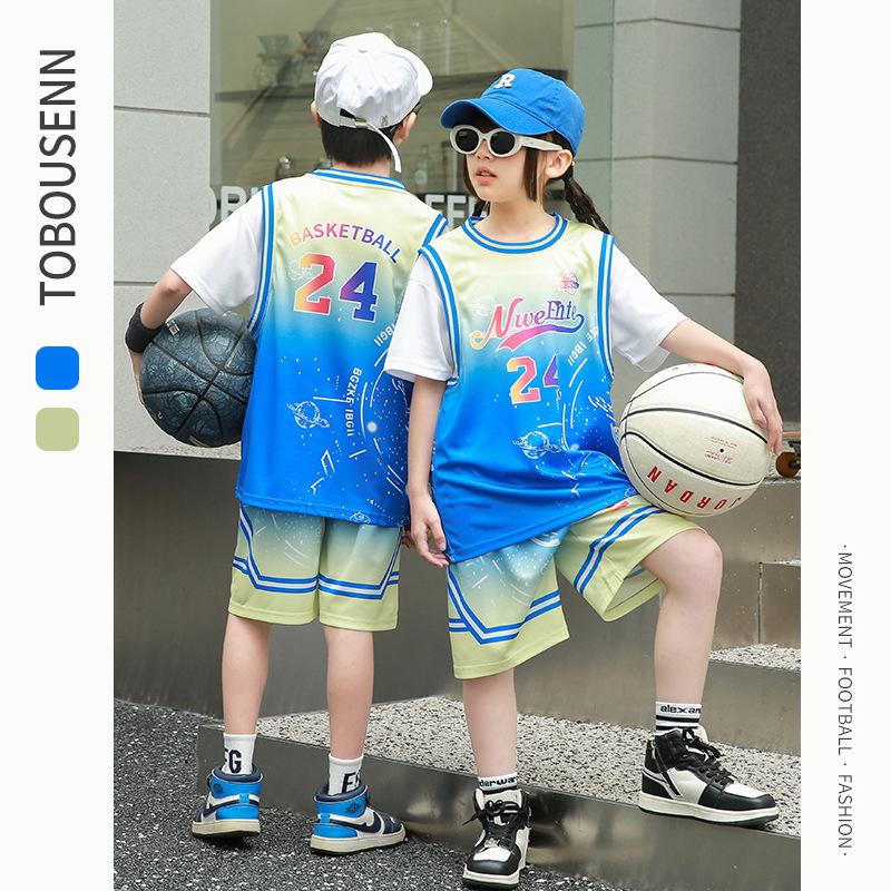 Wholesale of children's basketball clothes for boys and girls Printed kindergarten primary school students No. 24 jersey Light board performance