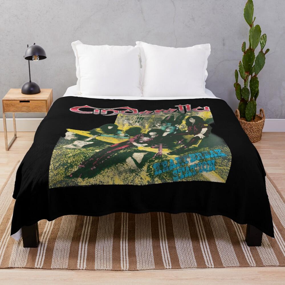 Cinderella Heartbreak Station Throw Blanket