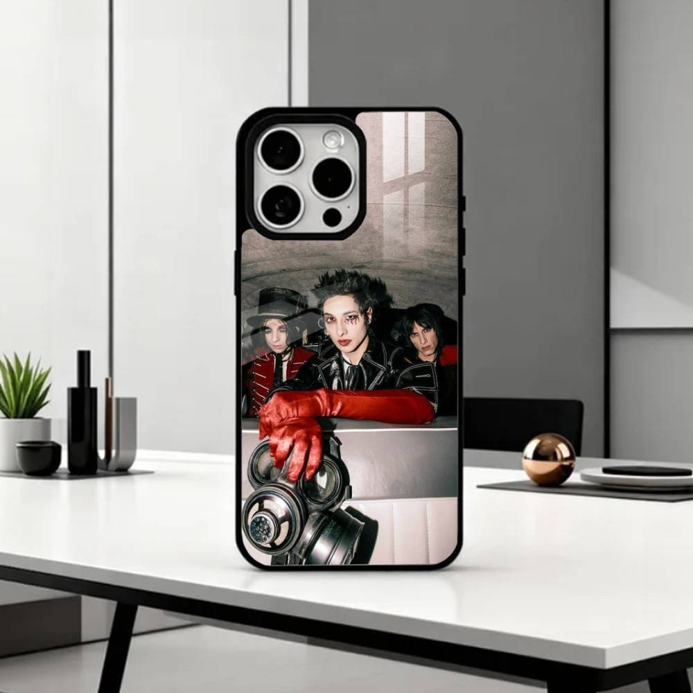 Rock Band Palaye R-Royale Phone Case For iPhone17,16,15,14,13,12,11 Plus,Pro Max Magnetic For Magsafe Wireless Charging