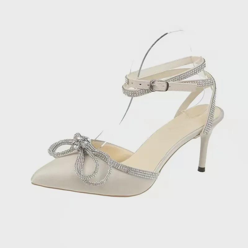 Лето 2022 г. Босоножки на высоком каблуке со стразами и бантом — женские, остроносые, размер 43