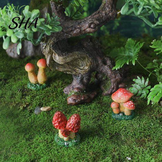 Desktop Ornaments Mini Resin Mushroom Figurine, Miniature Fairy Wild Garden Accessories, Little Ornament Fake Statue for Micro Landscape Plant