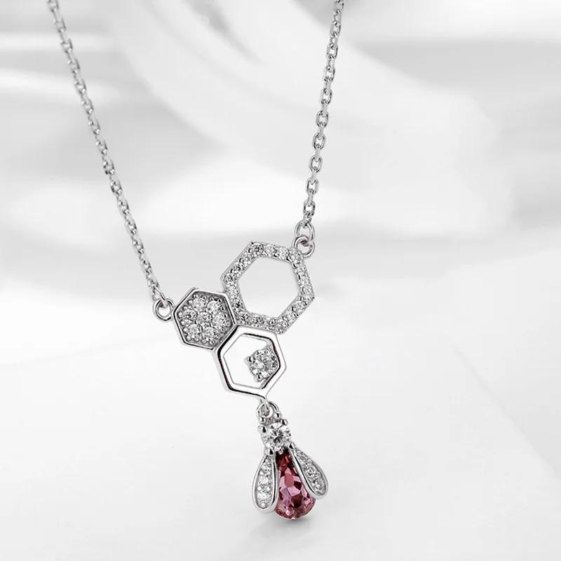 New Luxury Little Bee Gold Necklace    Zircon Honey Hollow Pendant Diamond Retro Necklace  Necklace