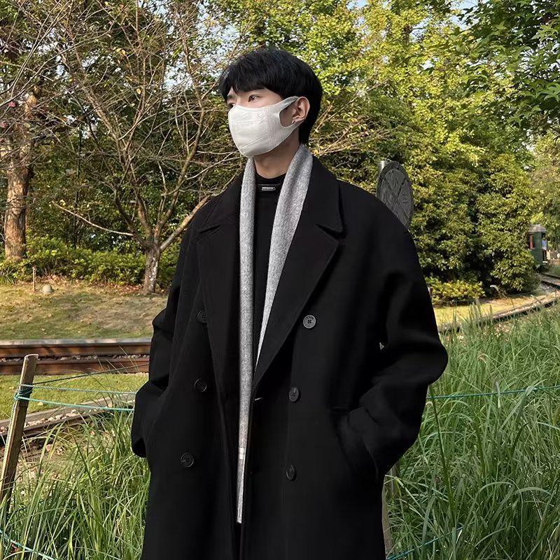 Мужское шерстяное пальто средней длины черного цвета - Утепленный тренч в корейском стиле для осени и зимы