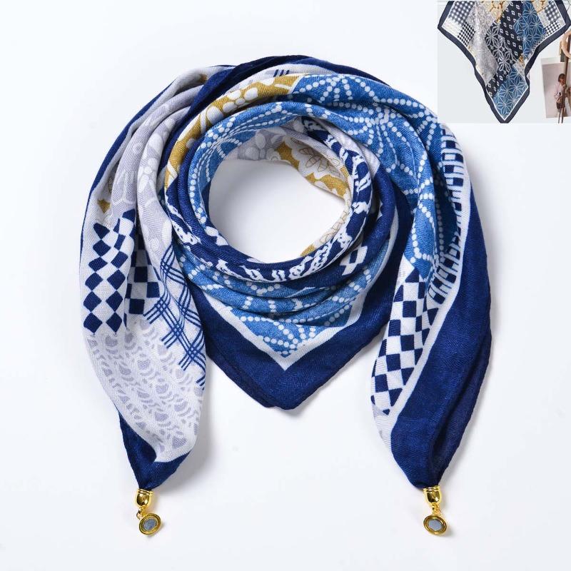 Hot-selling Women's Autumn and Winter Warm Magnetic Triangle Neck Protection Scarf Four Seasons Versatile Velvet Decorative Scarf