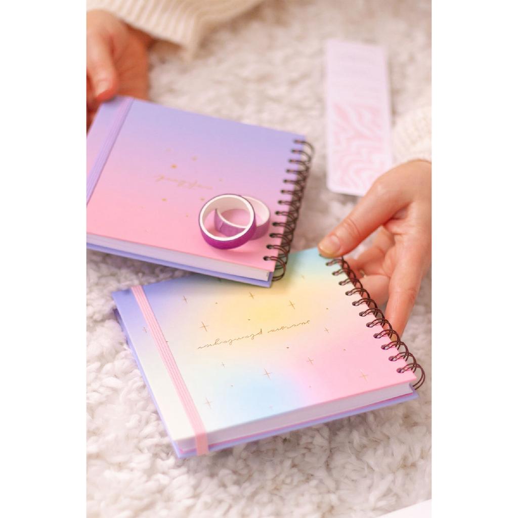 Квадратный набор 15x15 см из 2 спиральных ежедневников на неопределенный срок и блокнота Rainbow