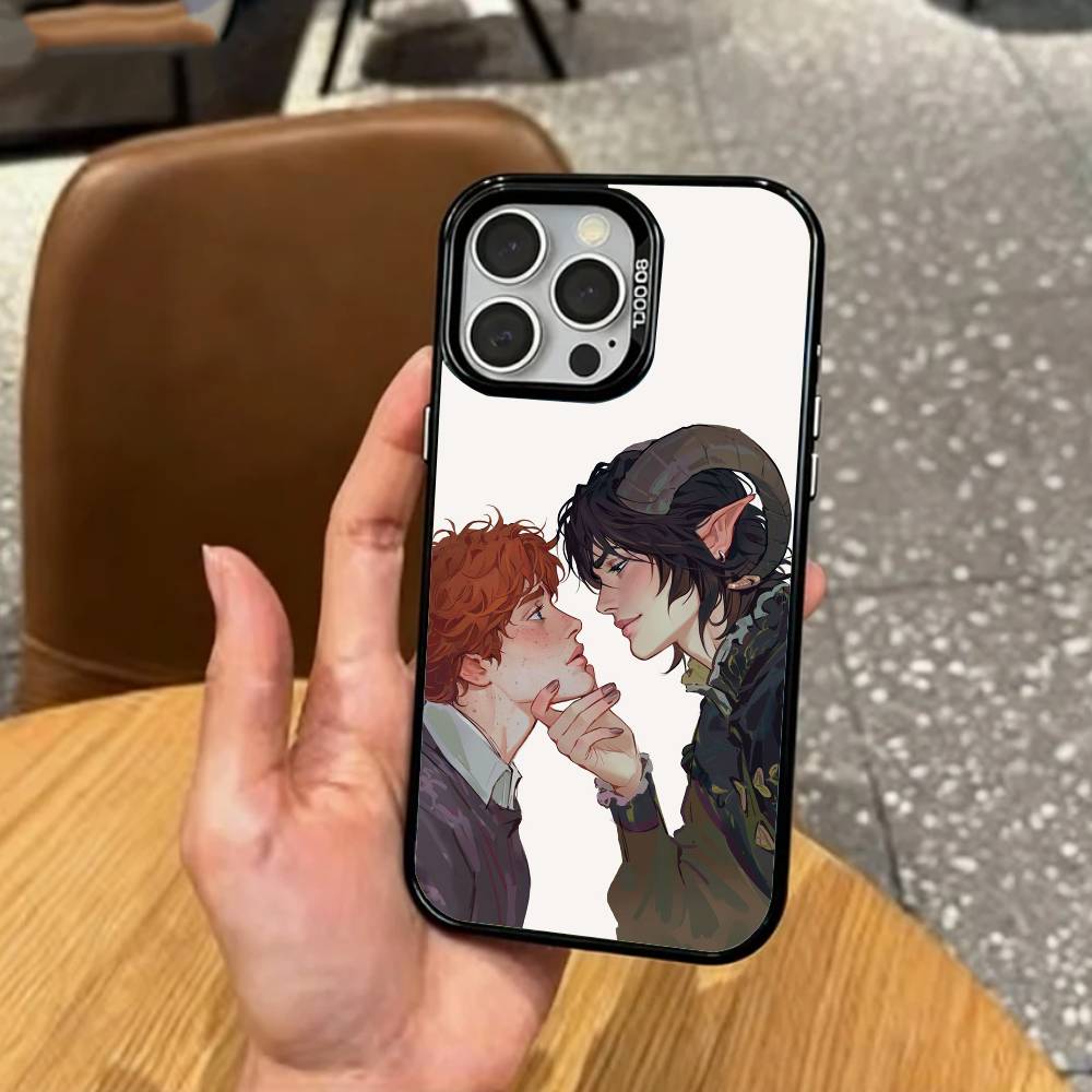 T-Жестокий принц Джуд и Кардан Для iPhone17,16,15,14,13,12,11 Plus,Pro Max Цветной Посеребренный Внутренняя Крышка