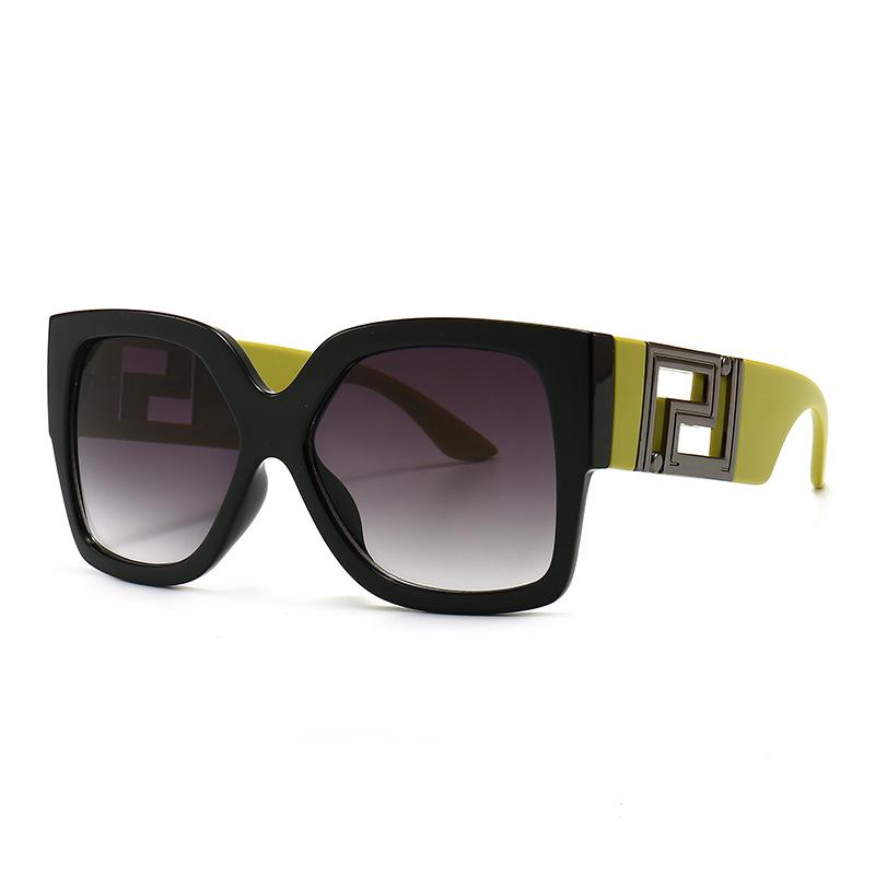 Square Thick Frame Sunglasses Women Big Size Eyewear Lunette Femme Luxury Brand Sun Glasses Hollow Out Vintage Non Polarized Glasses