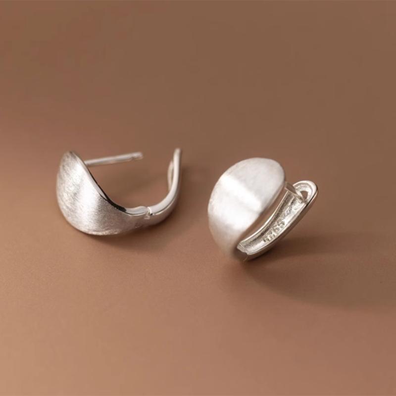 925 Sterling Silver Fashion Geometric Beanie Oval Matte Huggies Ear Buckle for Women Simple Brushed Hoop Earrings Jewelry