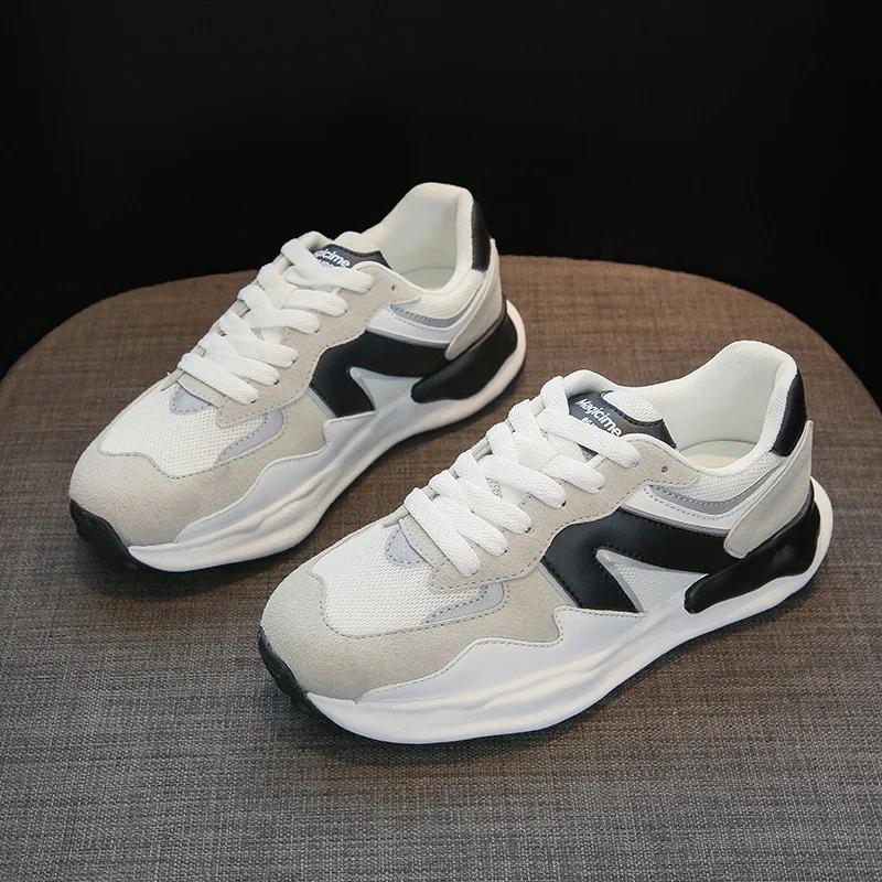 Fashion 2024 Summer Couple Sneakers Women New Mesh Casual Men and Women Platform Shoes 43 Comfortable Outdoor Women's Air Sports Shoes