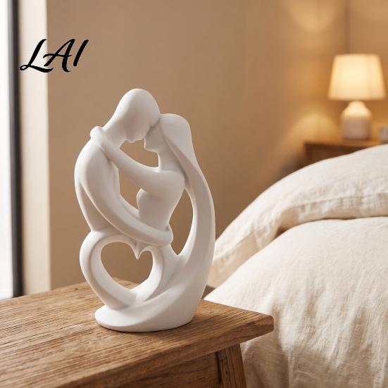 Romantic Valentine Day Gifts 3D Printed Statue Heart Embrace Abstract Couple Hollow Love Figurine Minimalist Soft Furnishing Displays White