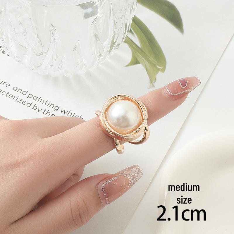 Elegant Pearl Scarf and Shawl Buckle: Dual-Purpose Fashion Accessory for Women