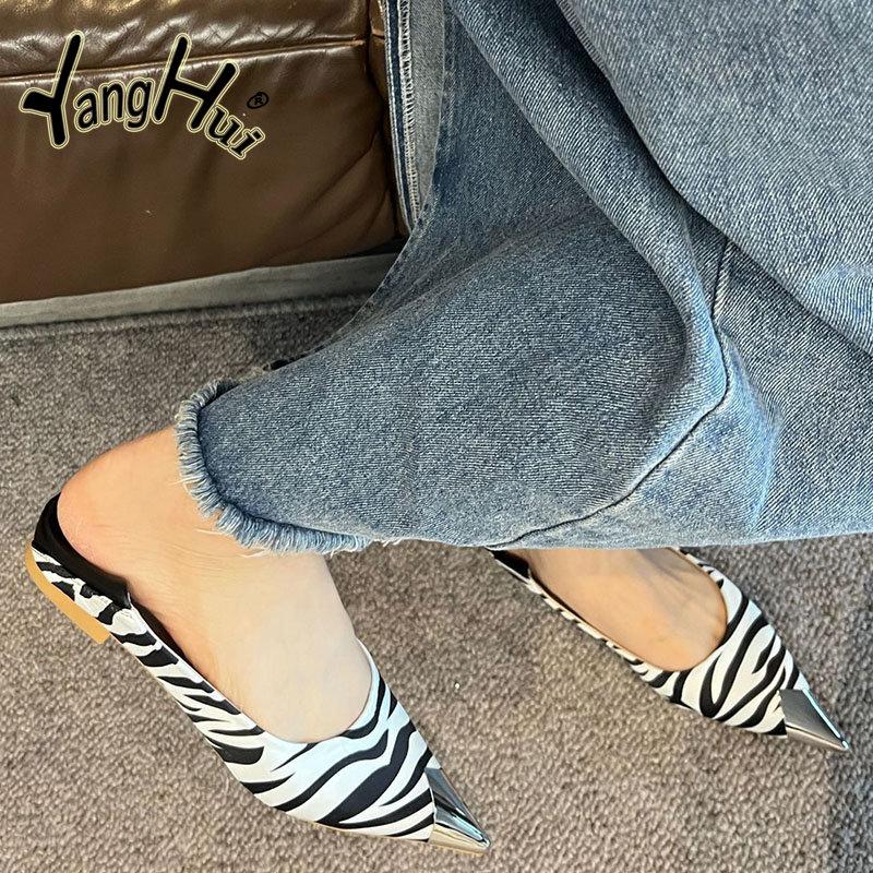Korean Version Thick Heel Zebra-stripe Spike Low-heel Women Flat Shoes 2024 New Fashion Sexy Shallow Mouth Casual Shoes Summer
