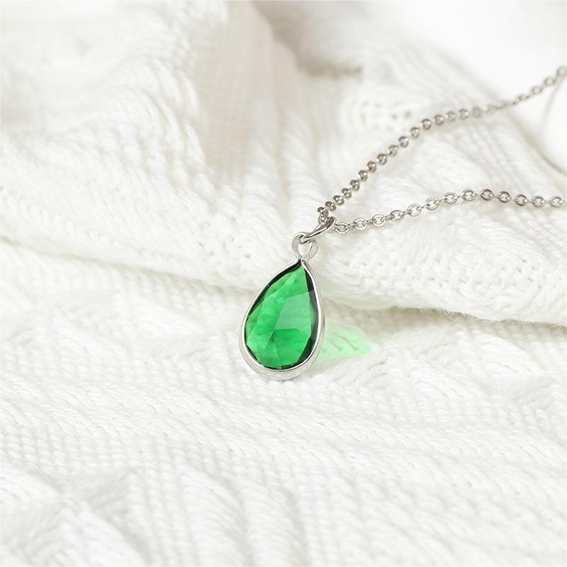 Ins Fashion Ancient Style Retro Pear-shaped Water Droplet Pendant Necklace for Women Green Crystal Glass Jewelry