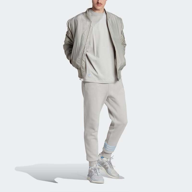 adidas Футболка Adicolor Neuclassics HS1484