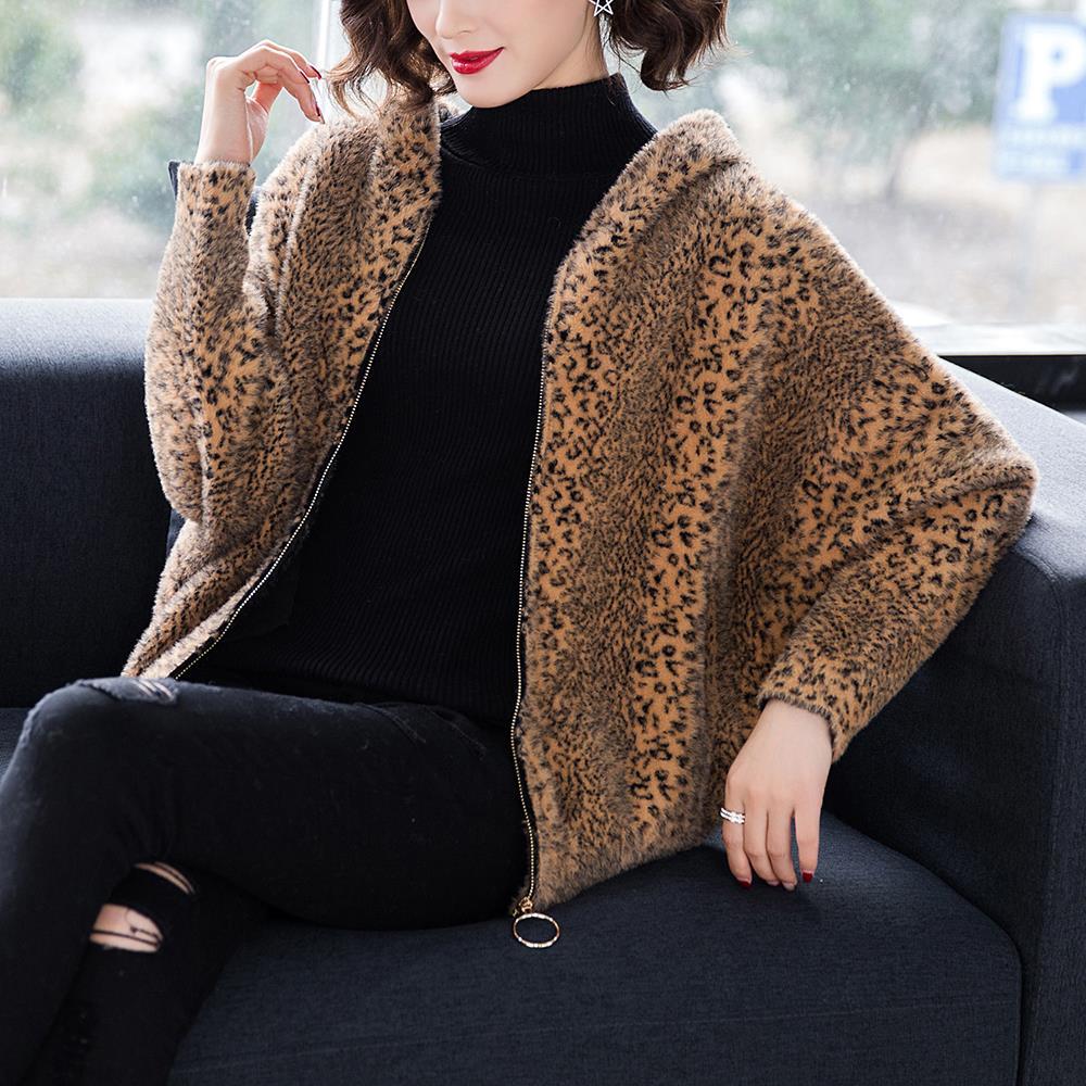 Плотное и теплое короткое пальто с леопардовым принтом и рукавами «летучая мышь» из искусственного меха норки для женщин