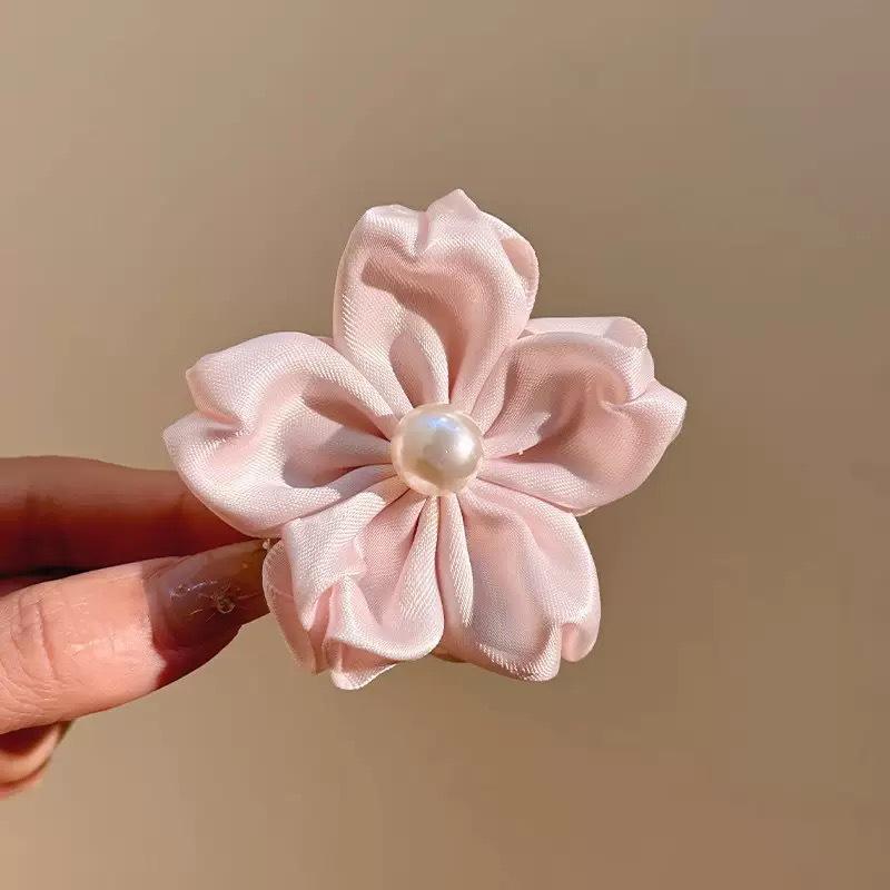 Caro 3D Rose Hair Claw Clip - 2024 High-End Floral Shark Clip for Women, Elegant Headwear
