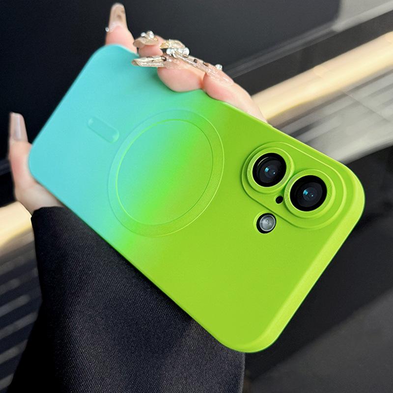 Подходит для Apple 17promax Градиентный Магнитный Жидкий Силиконовый Чехол для Мобильного Телефона Чехол с Защитой Объектива для IPhone 16