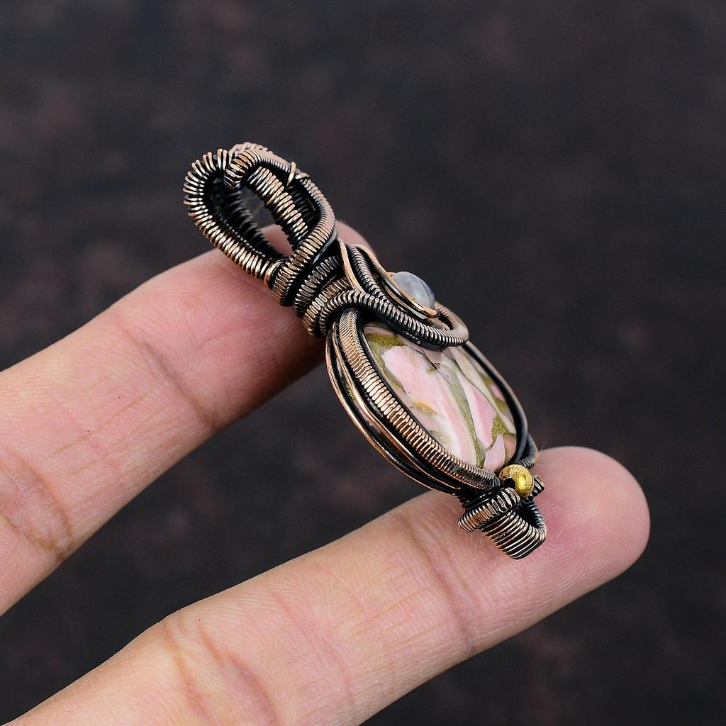 Медный кулон с розовым опалом, кулон из медной проволоки, кулон с радужным лунным камнем, натуральный драгоценный камень, кулон ручной работы, медный ювелирный подарок для нее