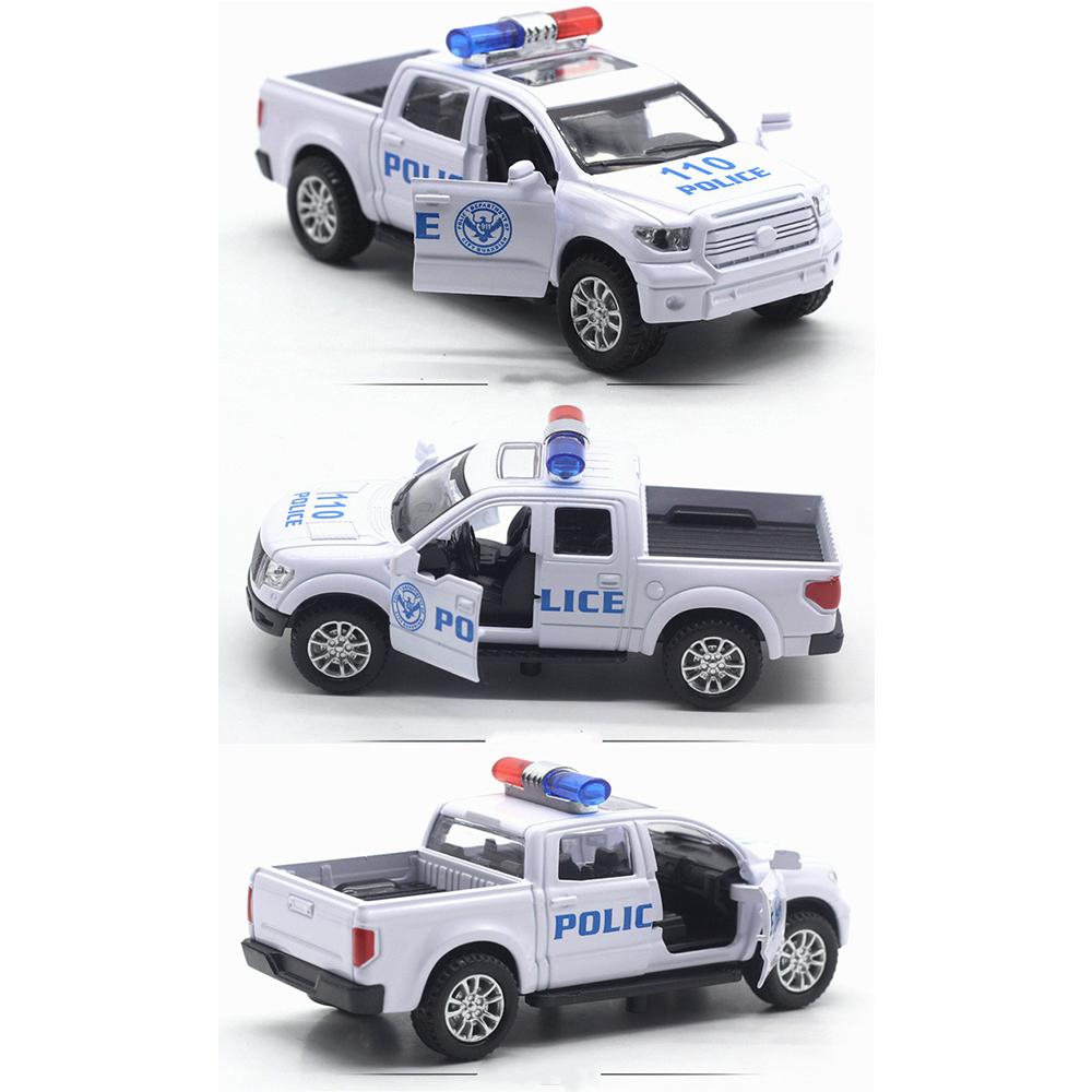Мини-полицейская машина Ford в масштабе 1/32, Мини-полицейская машина Toyota, модель автомобиля с откатным механизмом Мини-полицейская машина, литая под давлением модель автомобиля, литая под давлением игрушечная машина