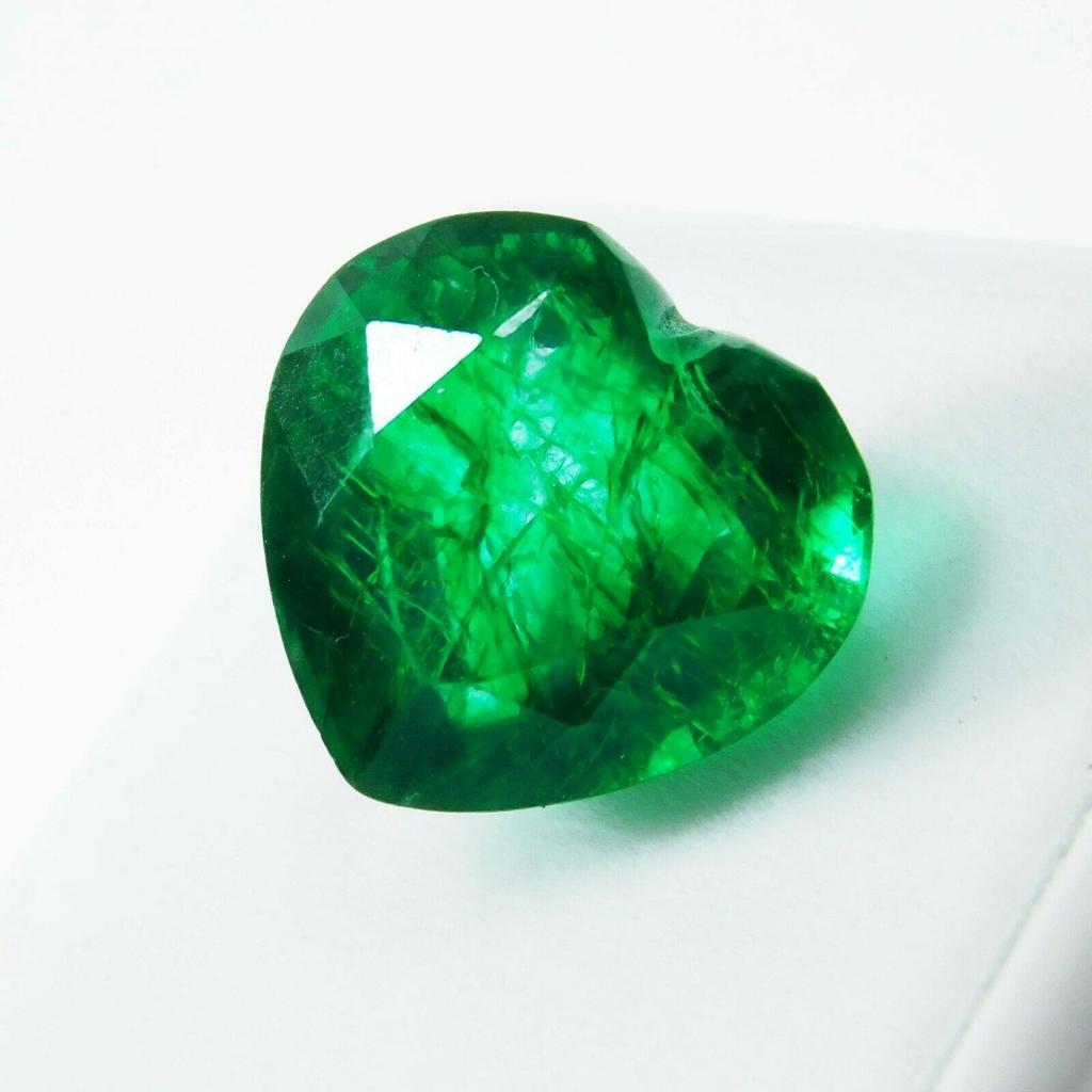 Natural 8 to 10 Ct Pair Green Emerald Loose Gemstones CERTIFIED Heart Shape E-8hh 00E