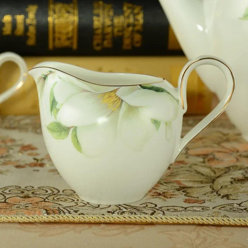 Европейская кофейная чашка с блюдцем Маленькая свежая простая керамическая чашка Красная чайная чашка Чайник Набор Чашки для воды Кофейные чашки Кофейные кружки