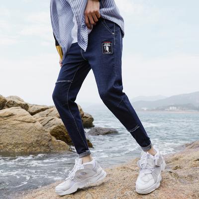 Новые эластичные укороченные брюки, модные джинсы на небольшую ногу, качественная ткань с нашивкой, мужские модные брюки