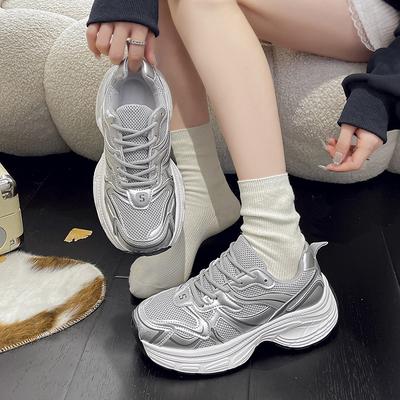 Женская обувь – Кроссовки