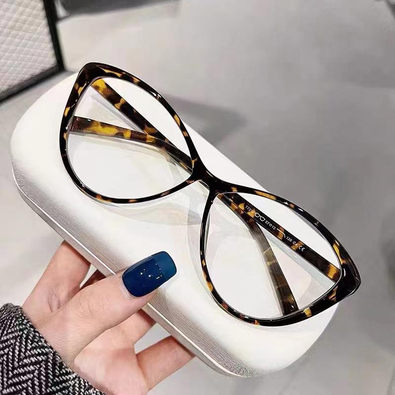 Goggles frame cat eye flat glasses trendy TR ultra-light retro anti-blue glasses UV