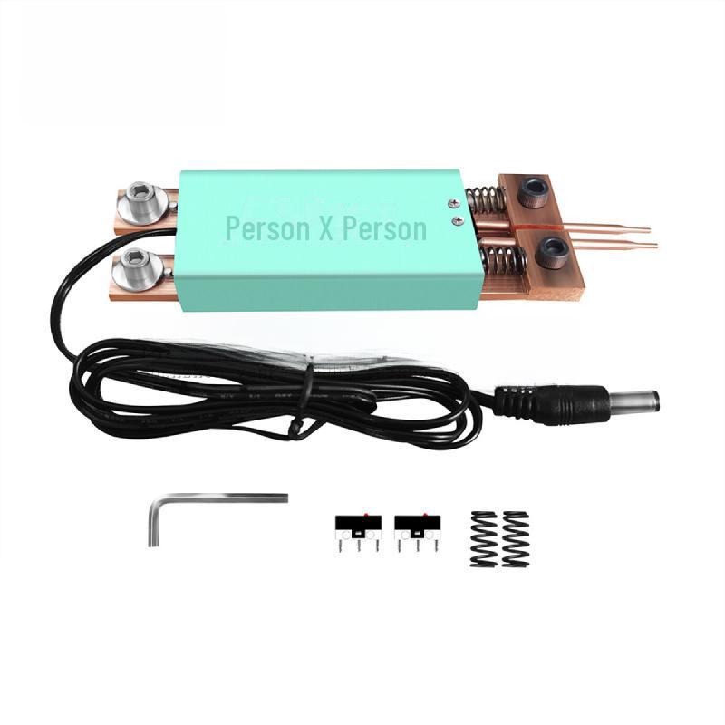 Ручной сварочный аппарат с автоматическим курком для точечной сварки, рассчитанный на аккумулятор 18650, с интегрированной конструкцией для управления одной рукой.