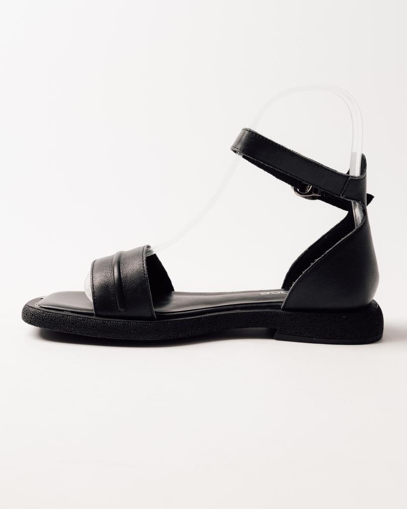 Босоножки на плоской подошве Lola Andy 139125 36 черные кожа