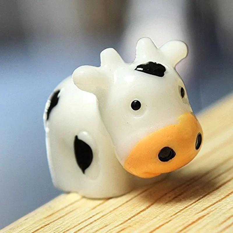 Random Style 1Pcs New Cow Animal Garden Miniature Mini Dwarf Moss Resin Craft Statue for Garden Home Decoration Accessories