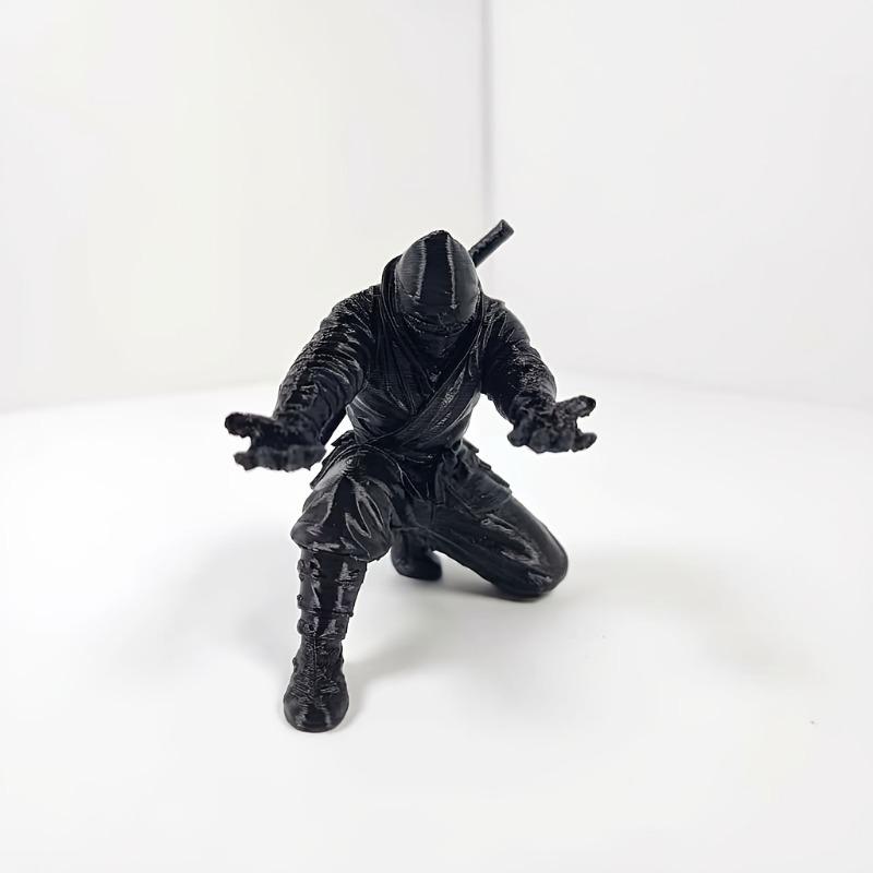 3D-печатный держатель для ручек в виде ниндзя