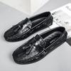 Кисточки Кожаные Лоферы Мужская Обувь Роскошный Дизайнерский Повседневный Слипоны Плоская Подошва Мужские Мокасины Итальянский Черный Мужской Обувь для Вождения Кроссовки