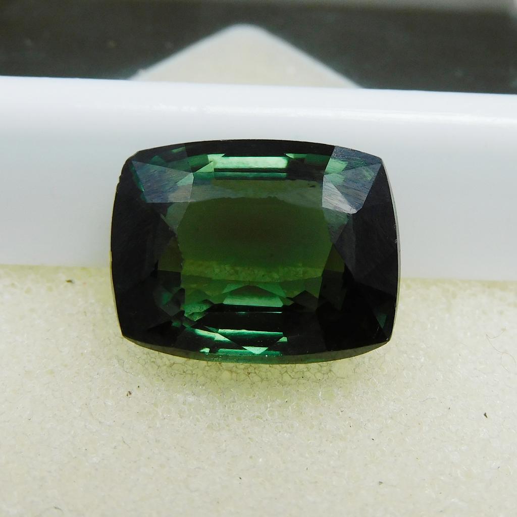 Brilliant 10.80 Ct Green Sapphire Cushion Cut Natural Loose Gemstone