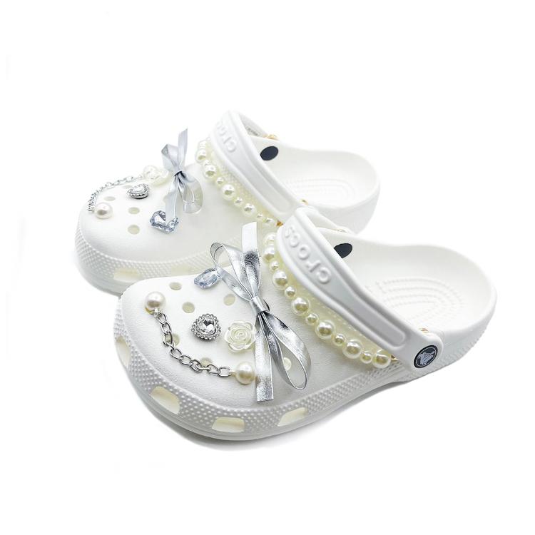 Crocs Классические клоги Серебряная Бабочка Нишевый Дизайн Путешествия Пляж Модный Тренд ЕВА Перфорированная Обувь Унисекс Белый