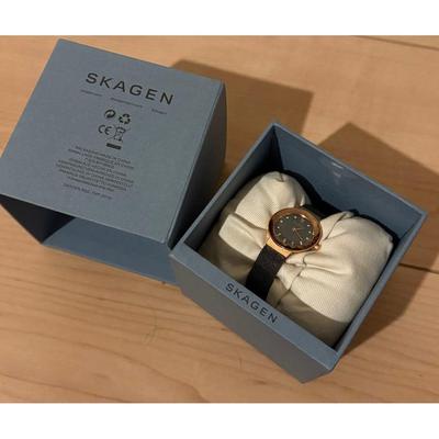 Б/у женские часы SKAGEN золотой/серый