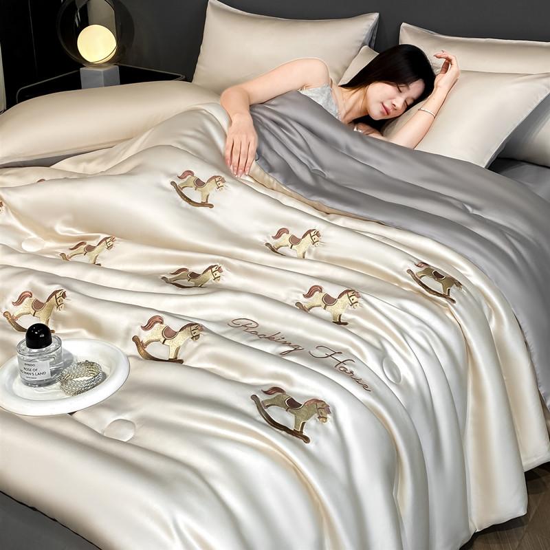 Exquisite Embroidery Series Summer Quilt Water Washed Ice Silk Summer Quilt Four Piece Set