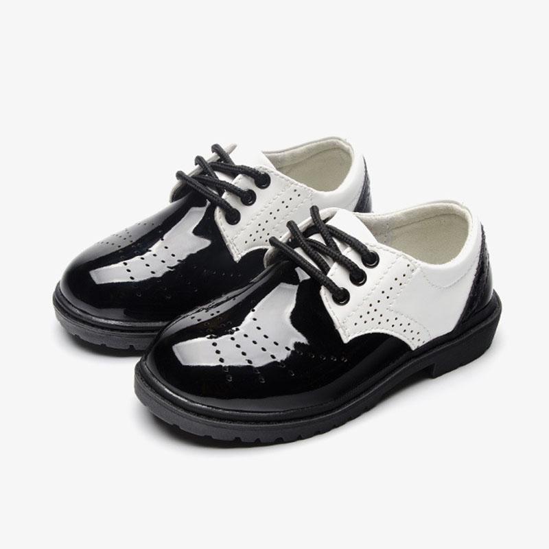 Детская кожаная обувь; свадебные модельные туфли для мальчиков и девочек; брендовая детская черная обувь для выступлений; джентльменские официальные кроссовки на танкетке