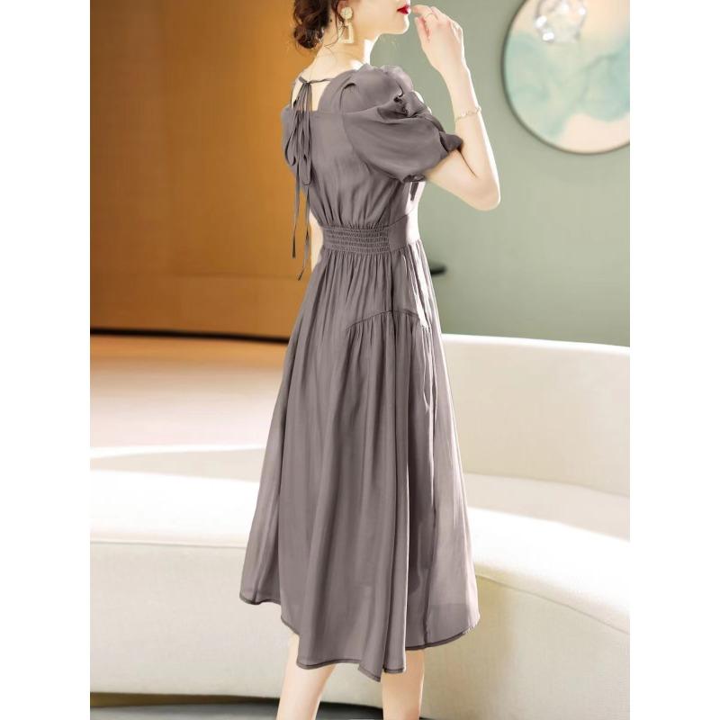 Серый Нежный Стиль Лето Новое Маленькое Кофейное Перерыв Французский Ретро Квадратный Вырез Slim Fit Платье