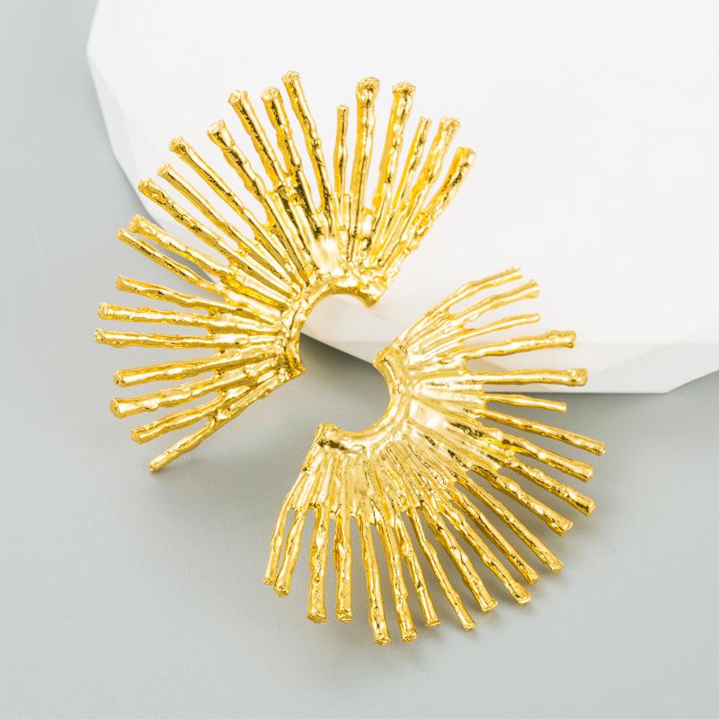 Women's Stud Earrings Exaggerate Earrings Alloy Sunflower Studs Gold Punk High Quality Earrings