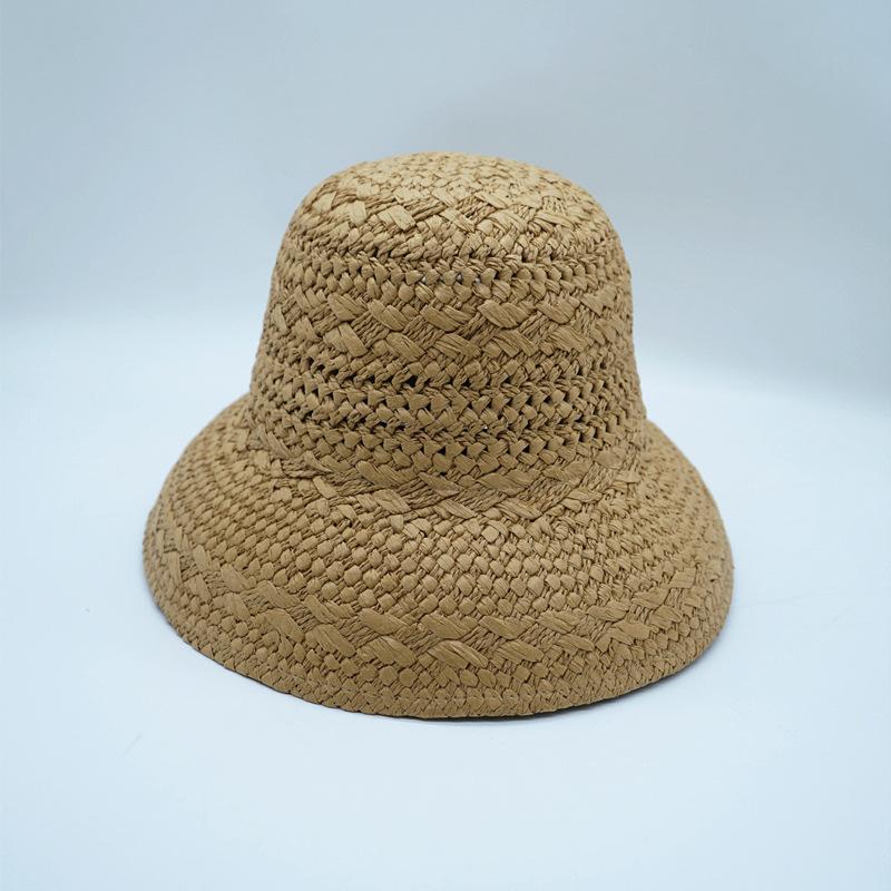 French Elegant Hepburn Retro Woven Bell-Shaped Small Basin Hat Women'S Summer Sunshade Sunscreen Vacation Beach Straw Hat Outing