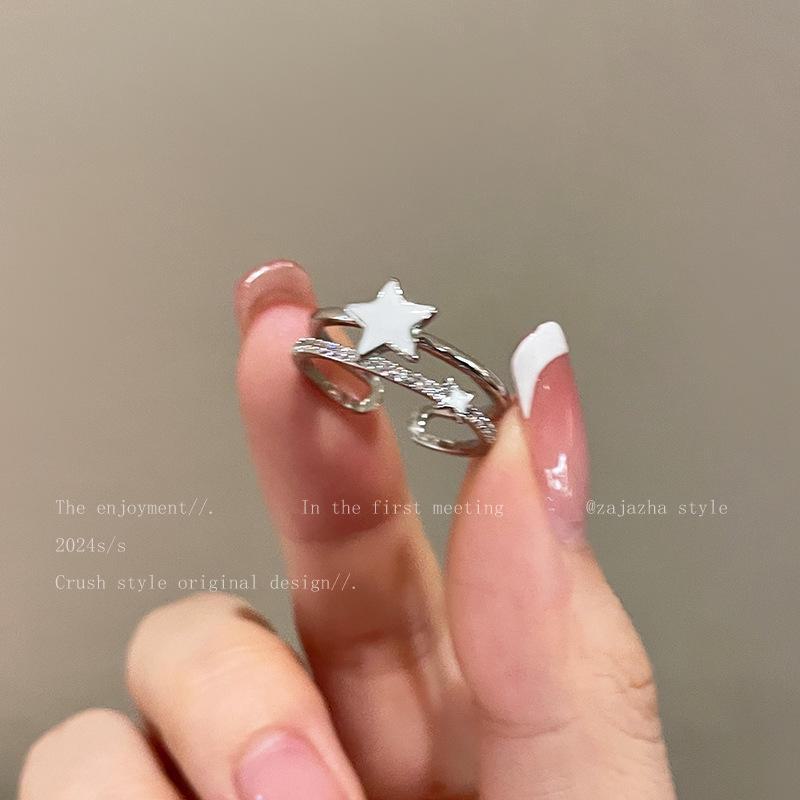 Стильное серебряное кольцо с цирконием для женщин - легкий роскошный открытый дизайн, идеально подходит для указательного пальца